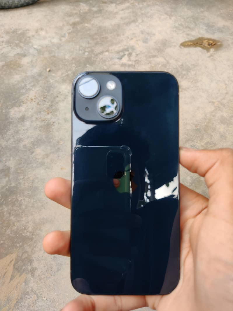 Apple iPhone 14 4