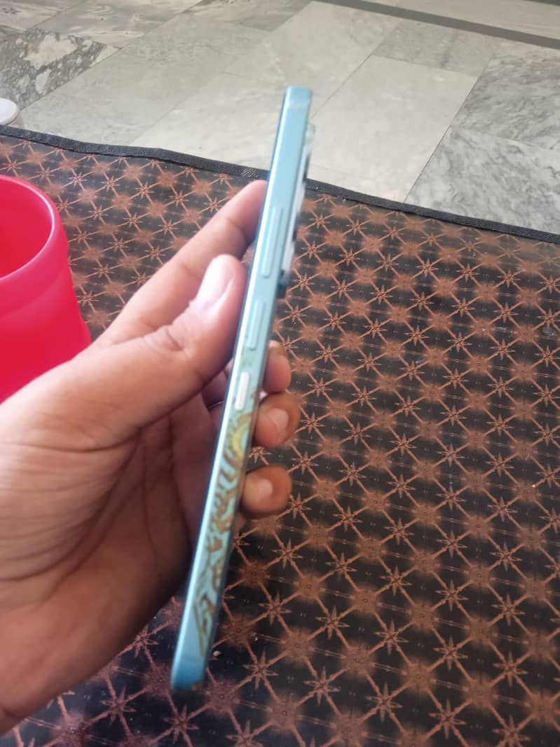 Infinix 4