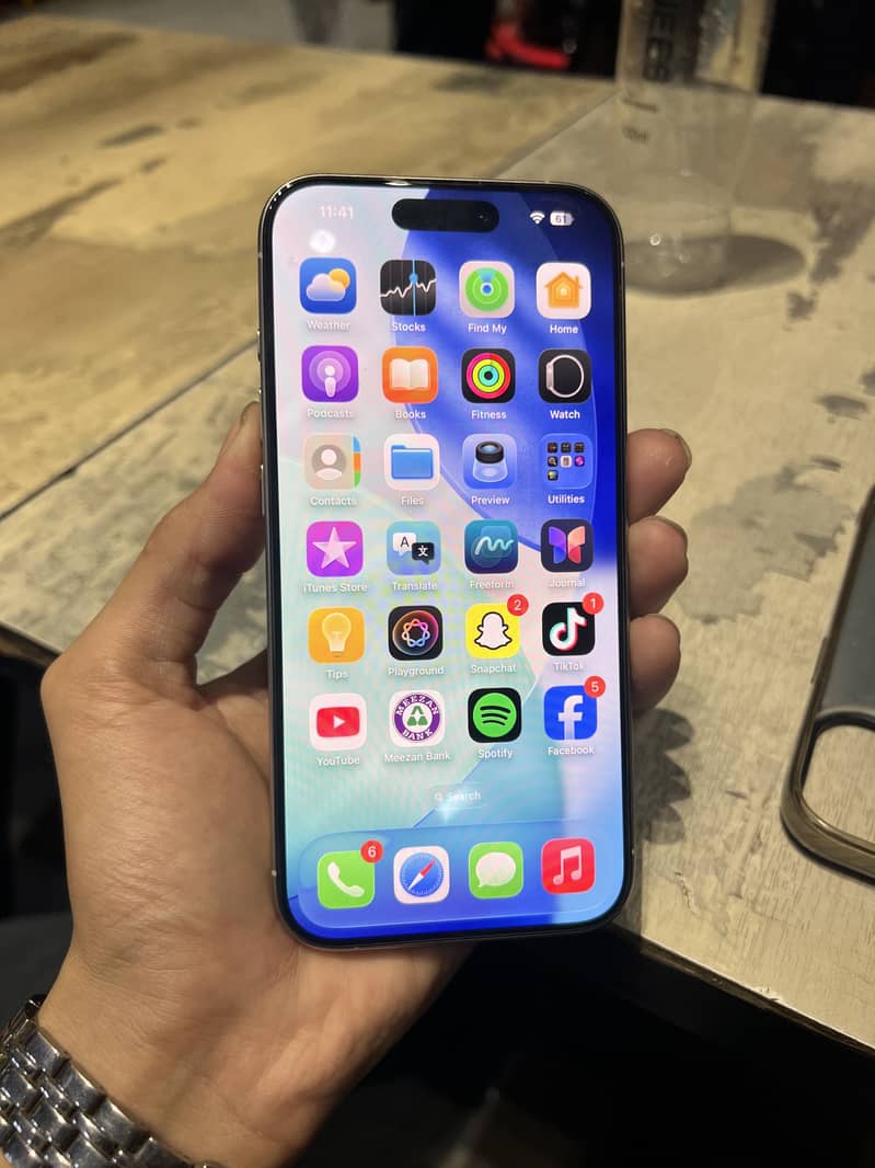 iPhone 15 Pro (10/10 condition) 2