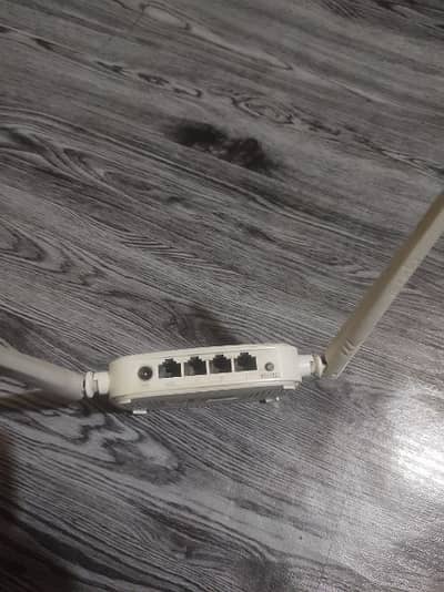bilkul thk hn 1 fiber device h or 1 dosri h koi b fault n h