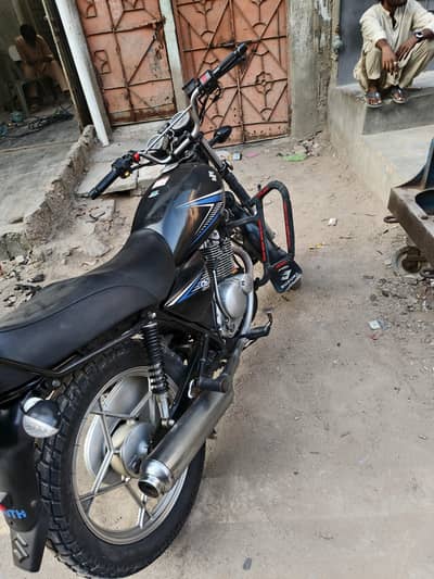 Suzuki gs 150 2020