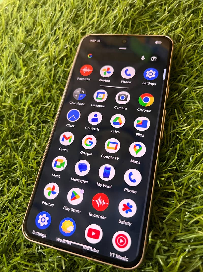 Google Pixel 8 1
