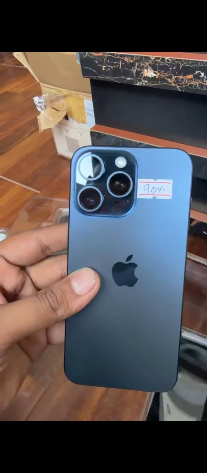 Apple iPhone 15 Pro Max 1