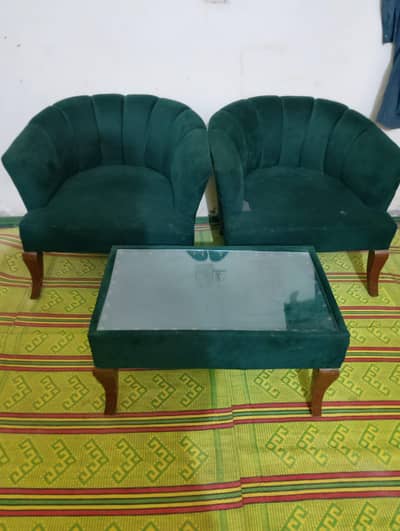 2 seater trending sofa set with table for sale