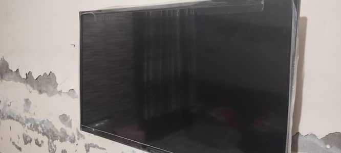 TCL iffalcon android tv with box, card needs to be change or repair