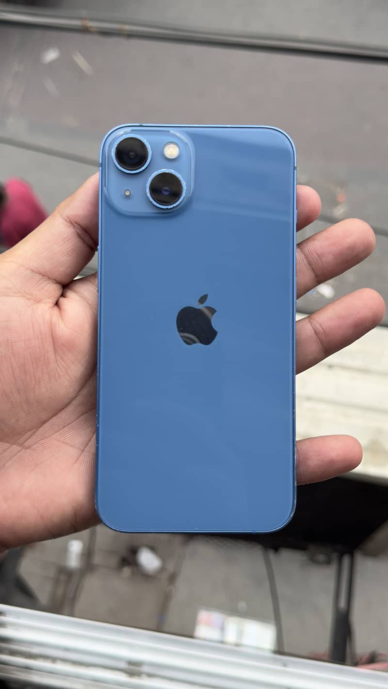 Apple iPhone 13 3