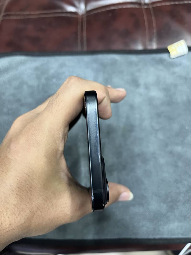 Apple iPhone 15 plus 1