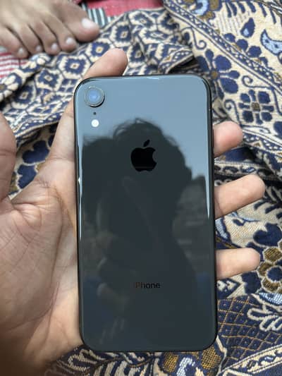 Apple iPhone XR