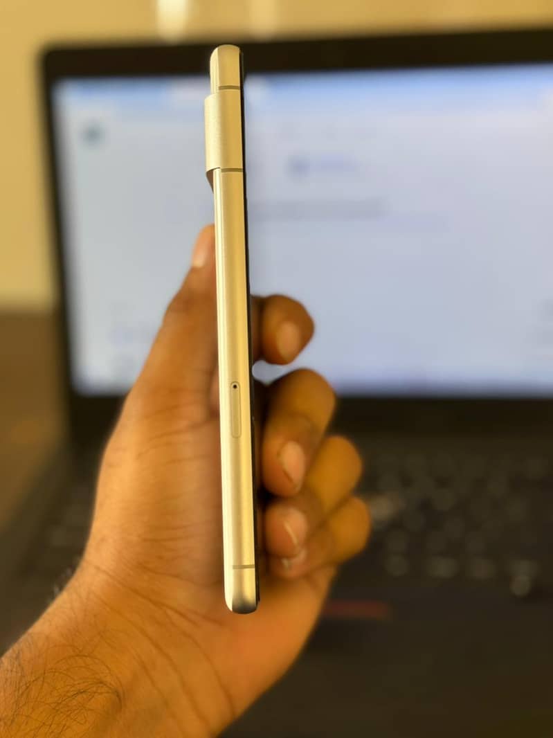 Google Pixel 7a 2