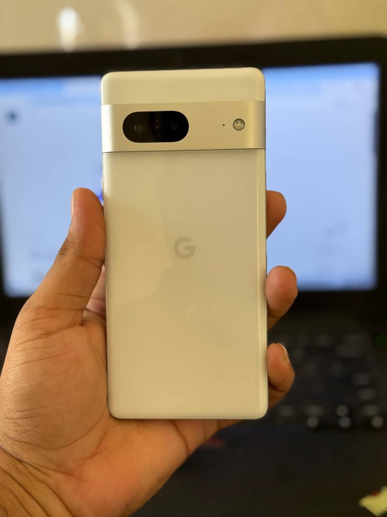 Google Pixel 7a 5