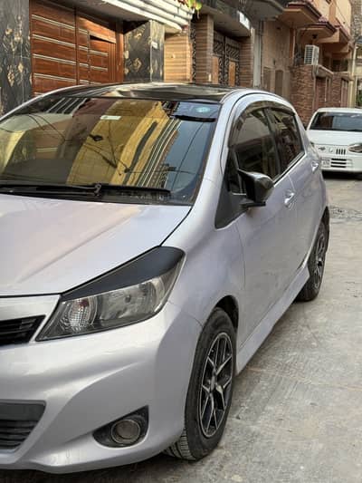 Toyota Vitz 2013