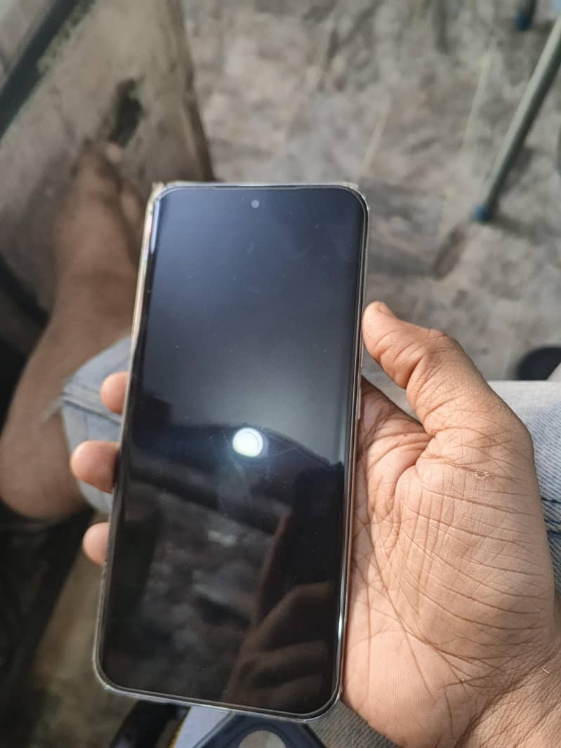 Tecno spark 40 pro + 1