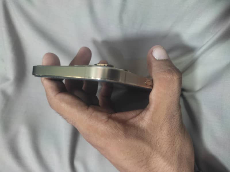 Apple iPhone 12 Pro Max 7