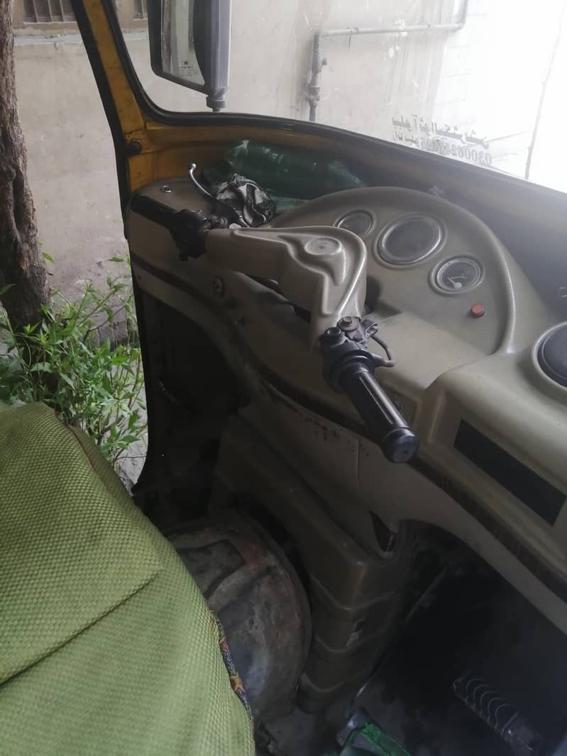 CNG Rikshaw 5