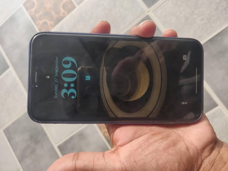 Apple iPhone XR 1