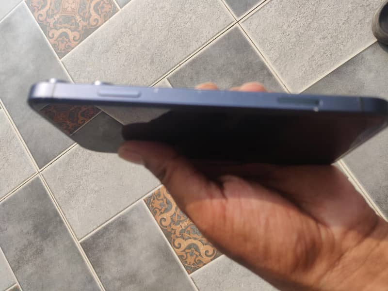 Apple iPhone XR 6