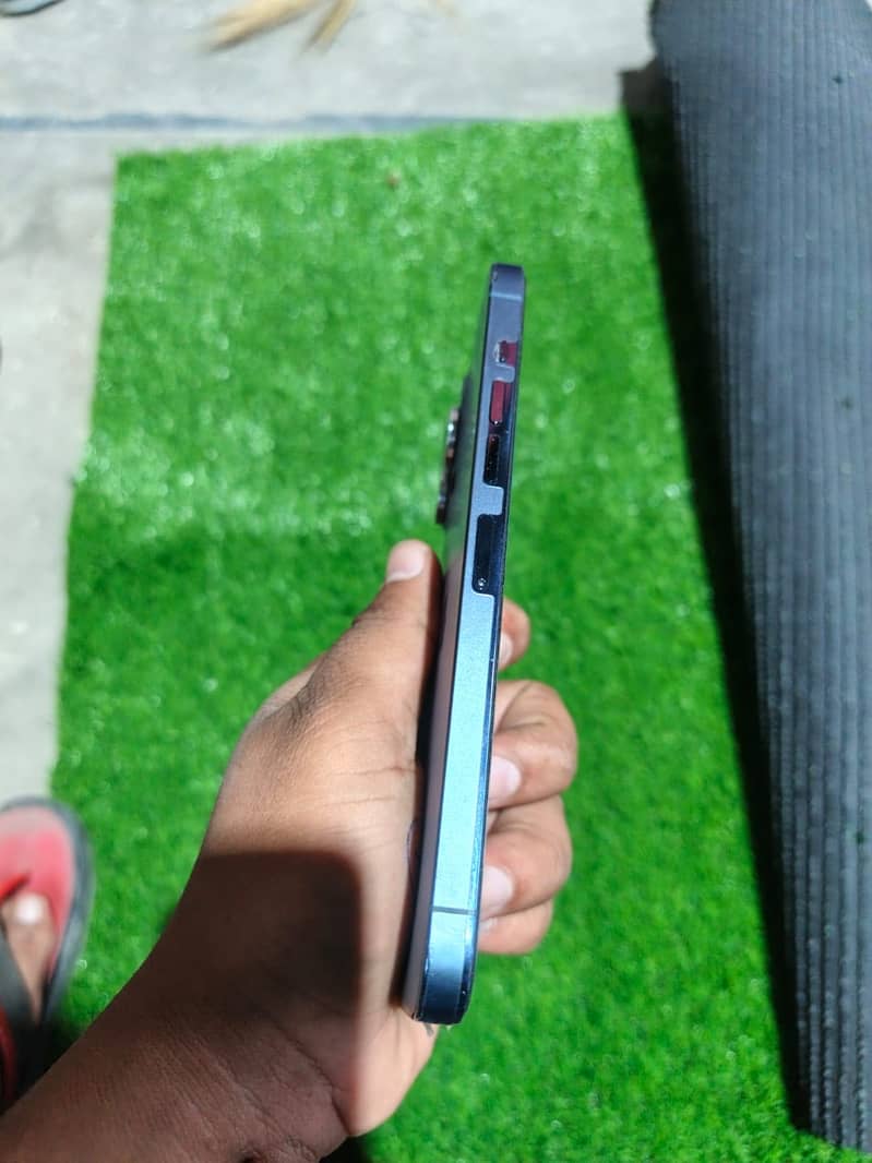 Apple iPhone 13 Pro Max 13