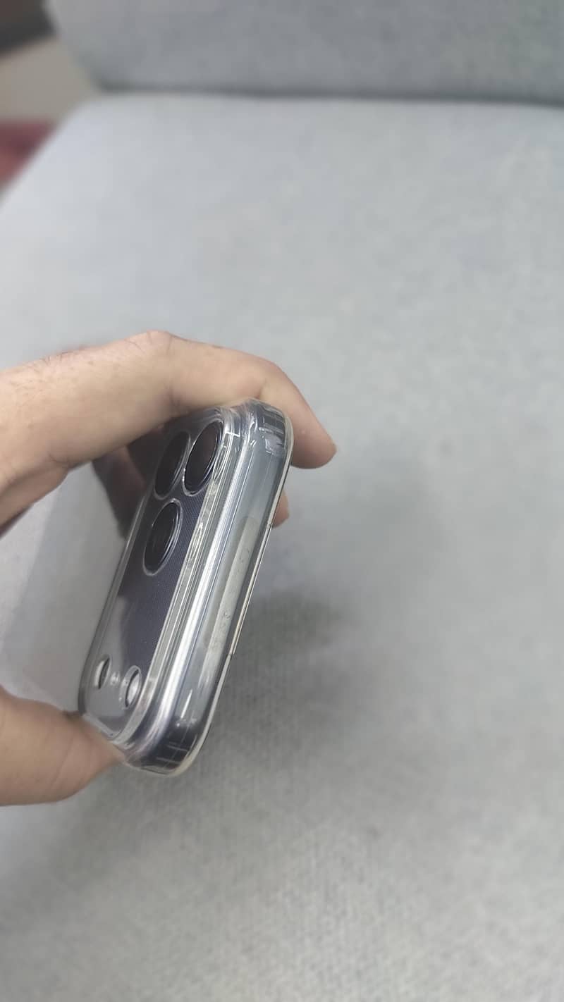 Apple iPhone 17 Pro Max 5