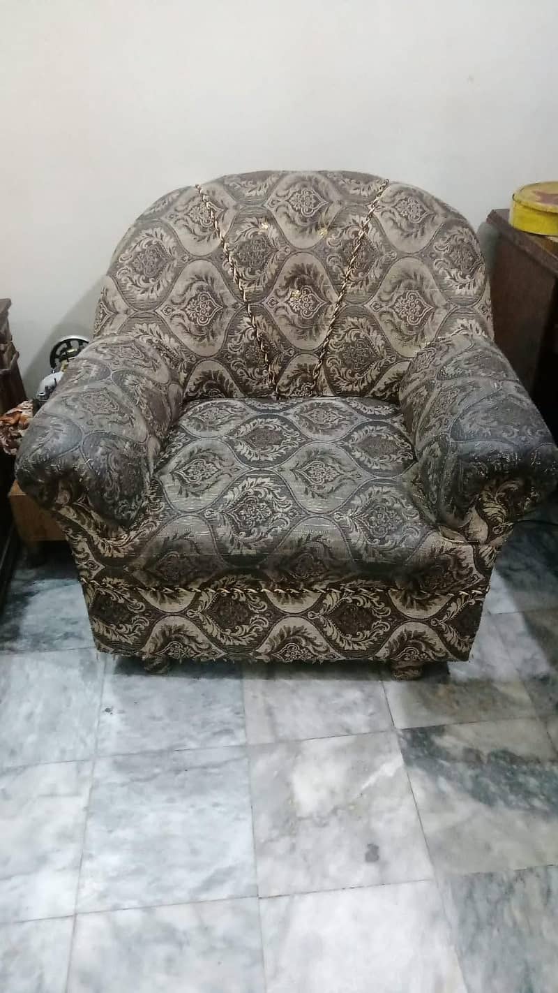 5 seater  sofa . . . . 2