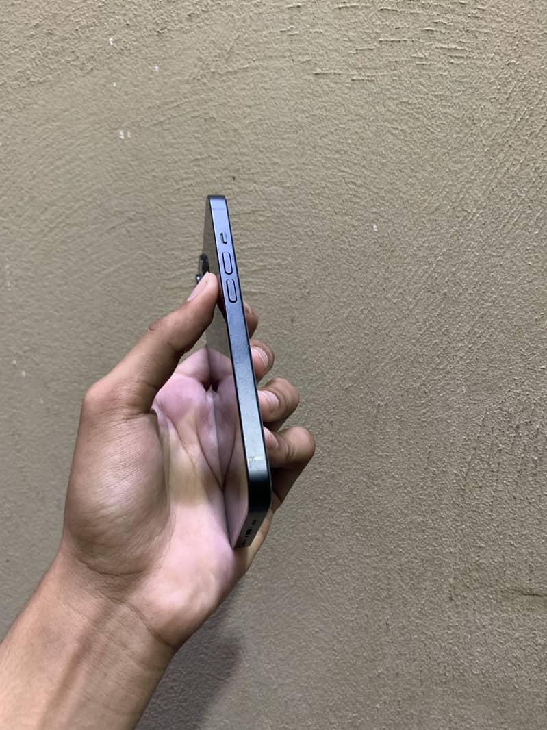 Apple iPhone 14 1