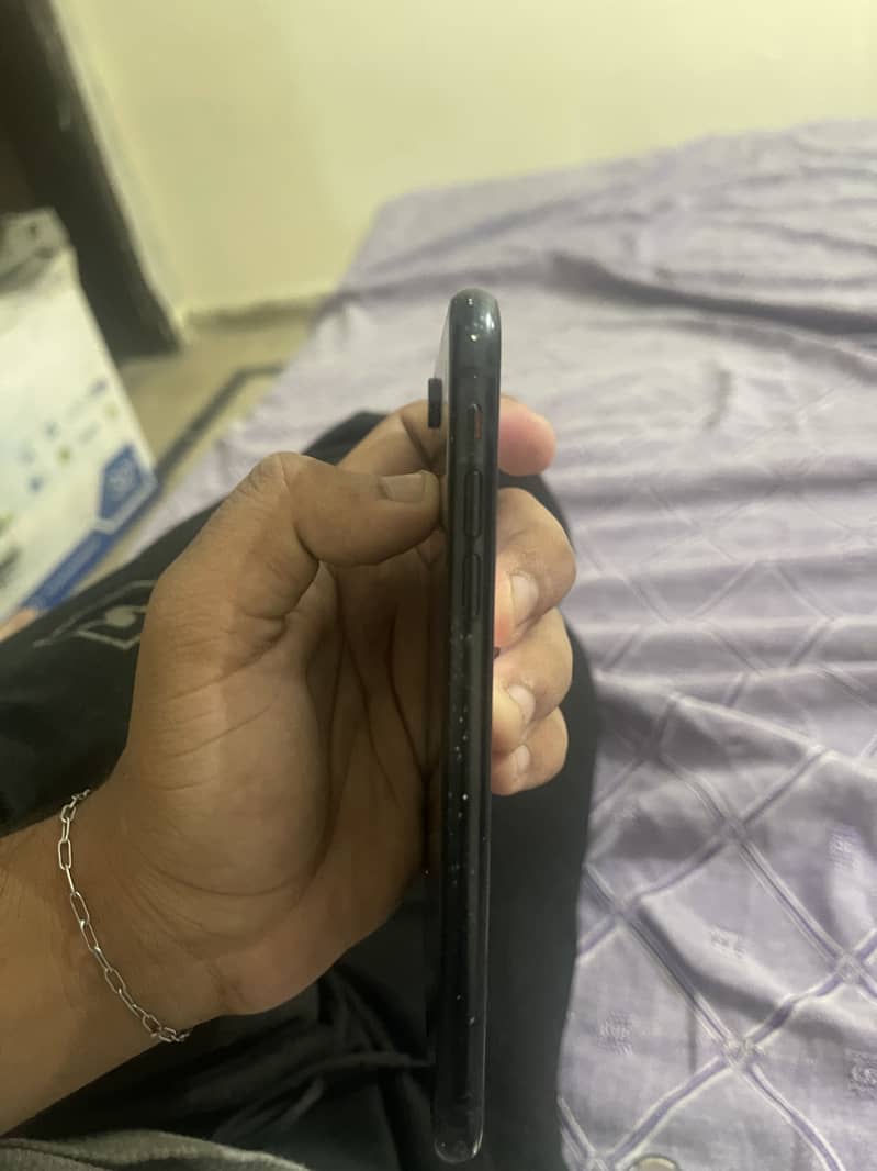 Apple iPhone XR 2