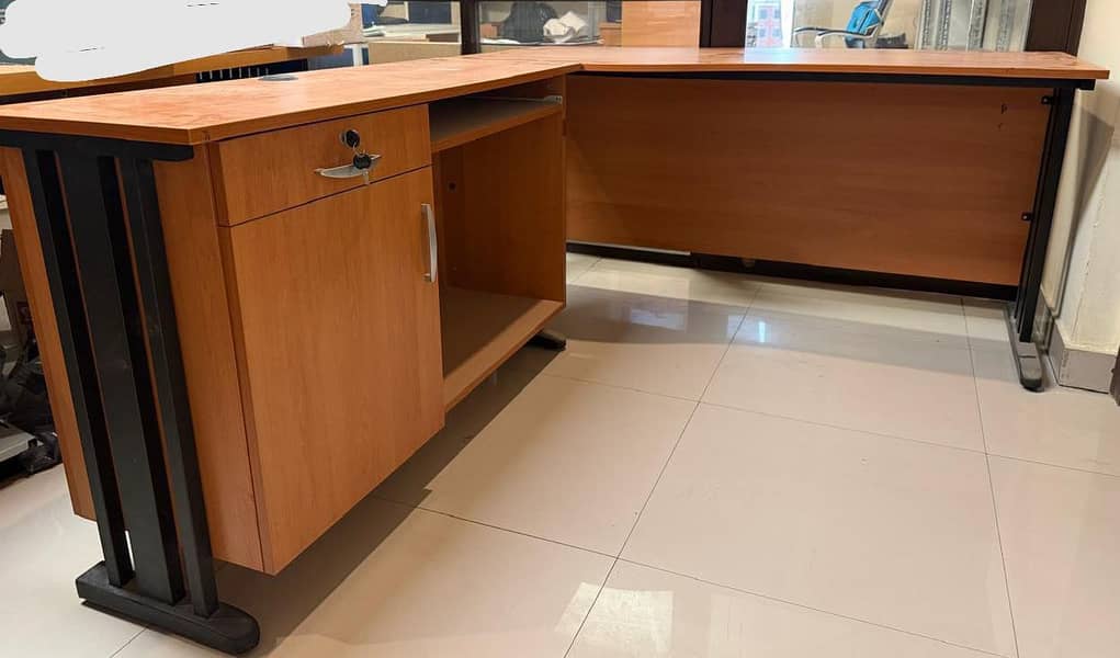 Interwood Executive Table 0