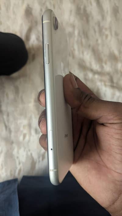 Apple iPhone XR prmnt glch sim working