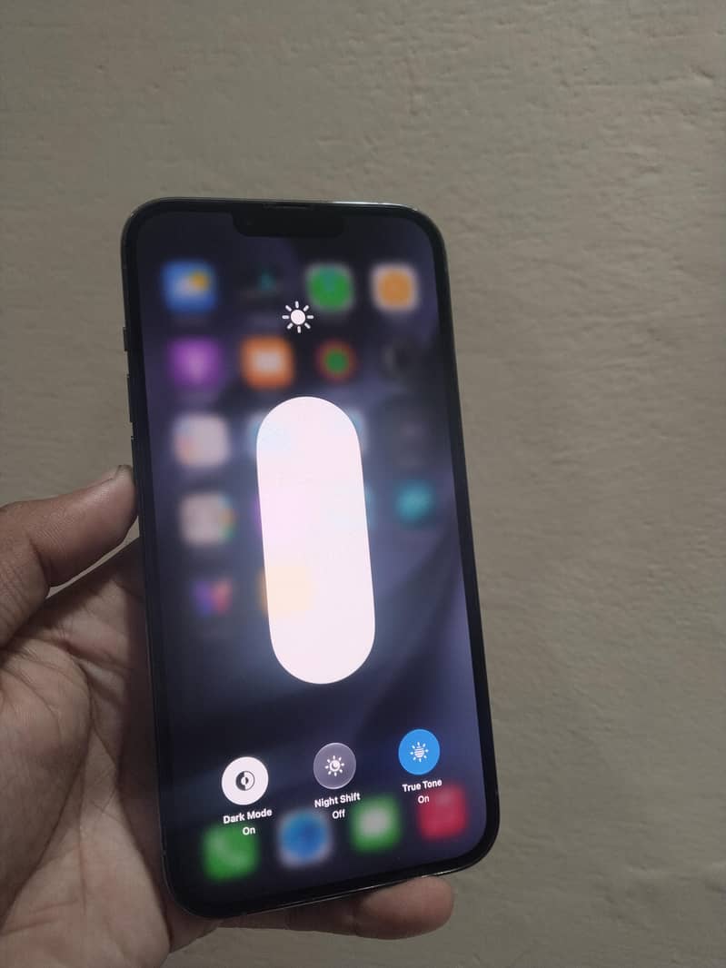 Apple iPhone 13 Pro Max 8