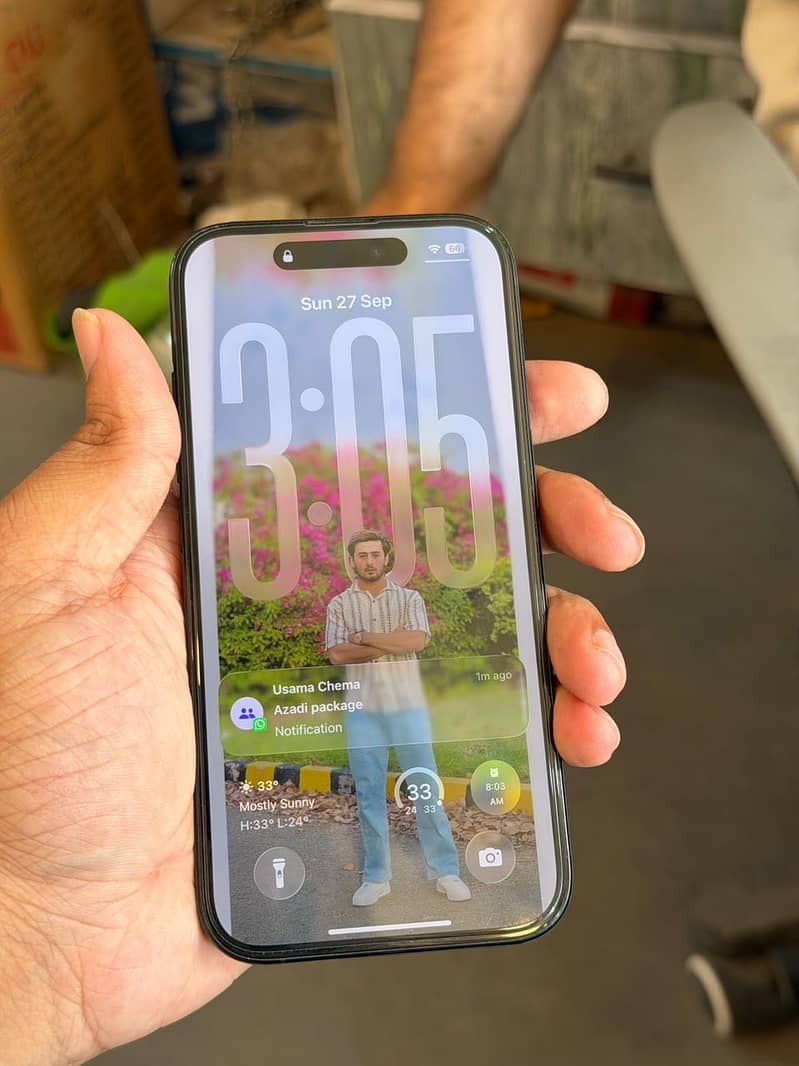 Apple iPhone 16 1