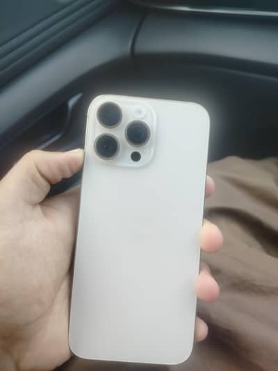 Apple iPhone 16 Pro Max