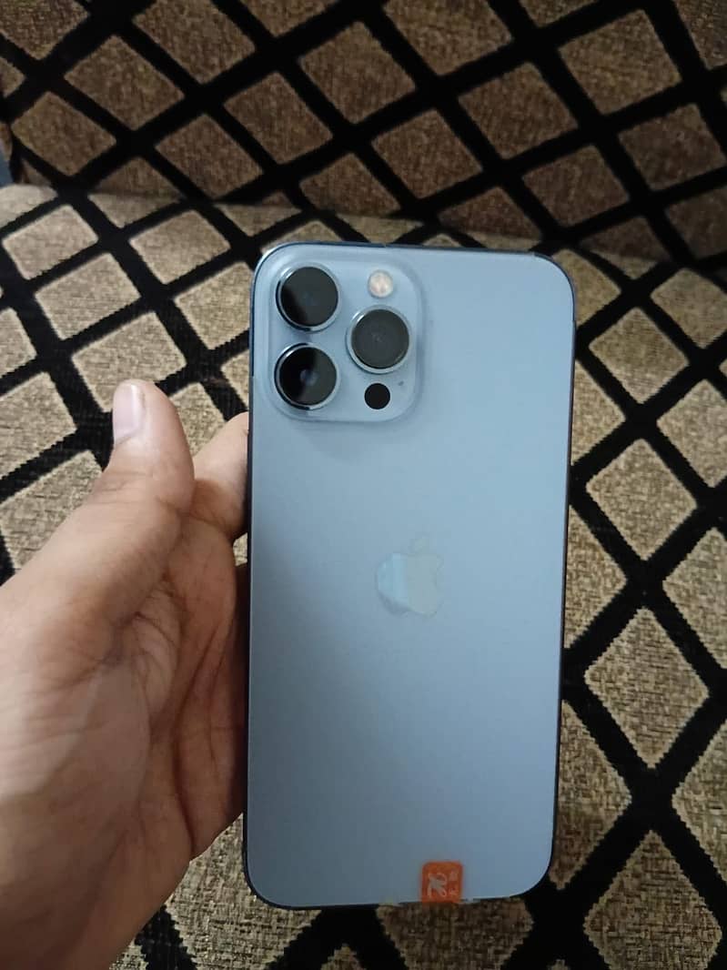 Apple iPhone 13 Pro Max 4