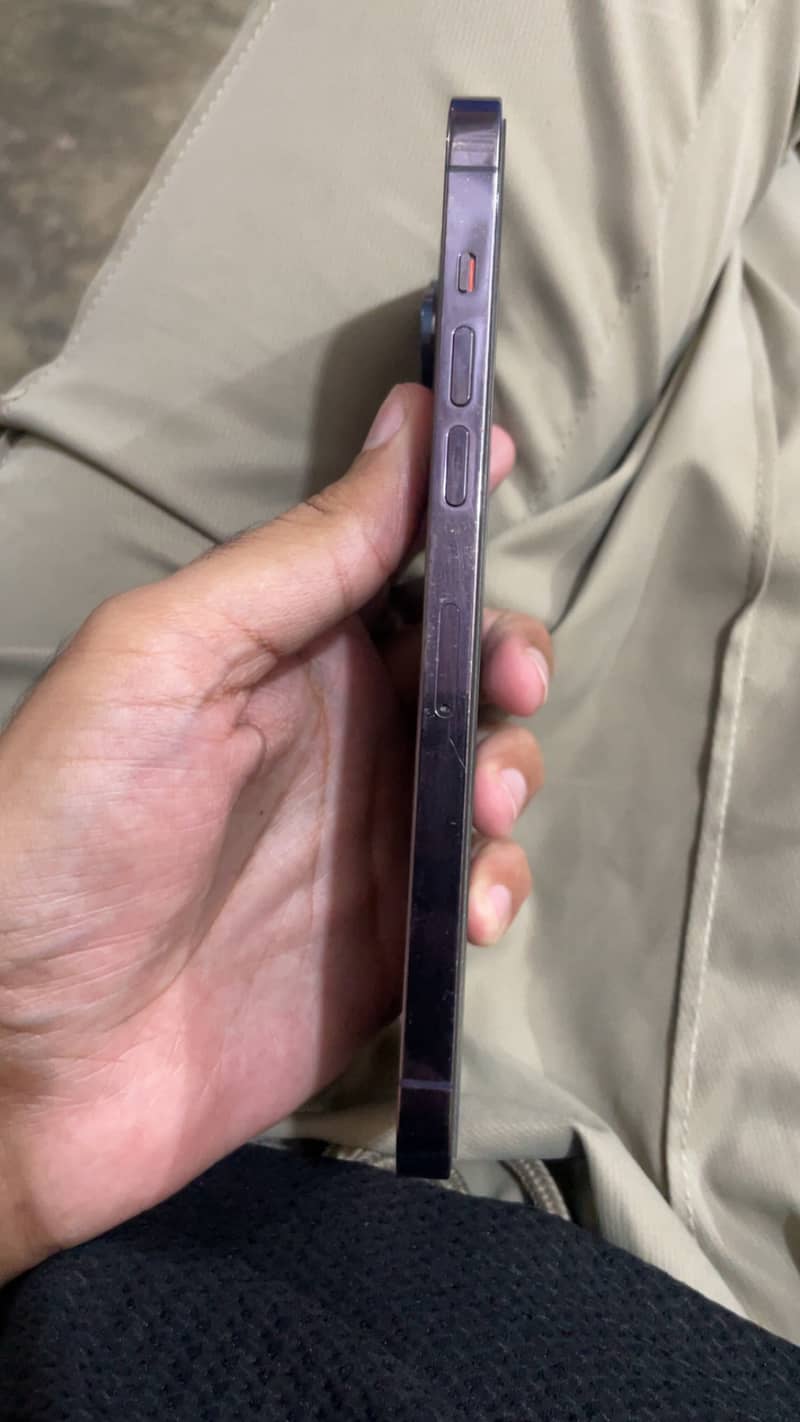 Apple iPhone 14 Pro Max 3