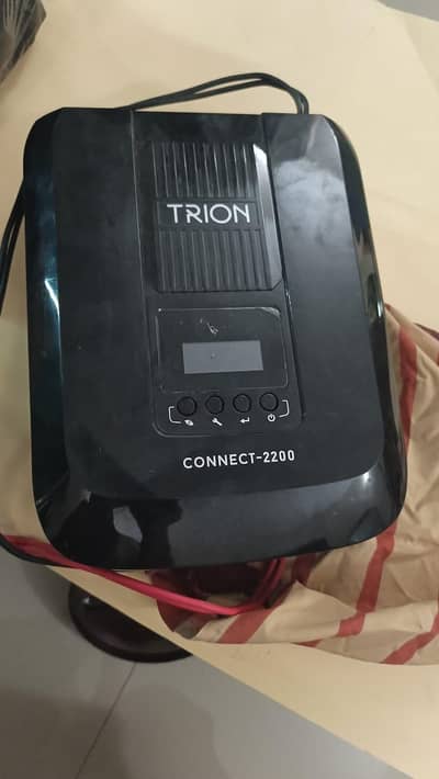 trion ups 24 volt DC ac 2000 watt