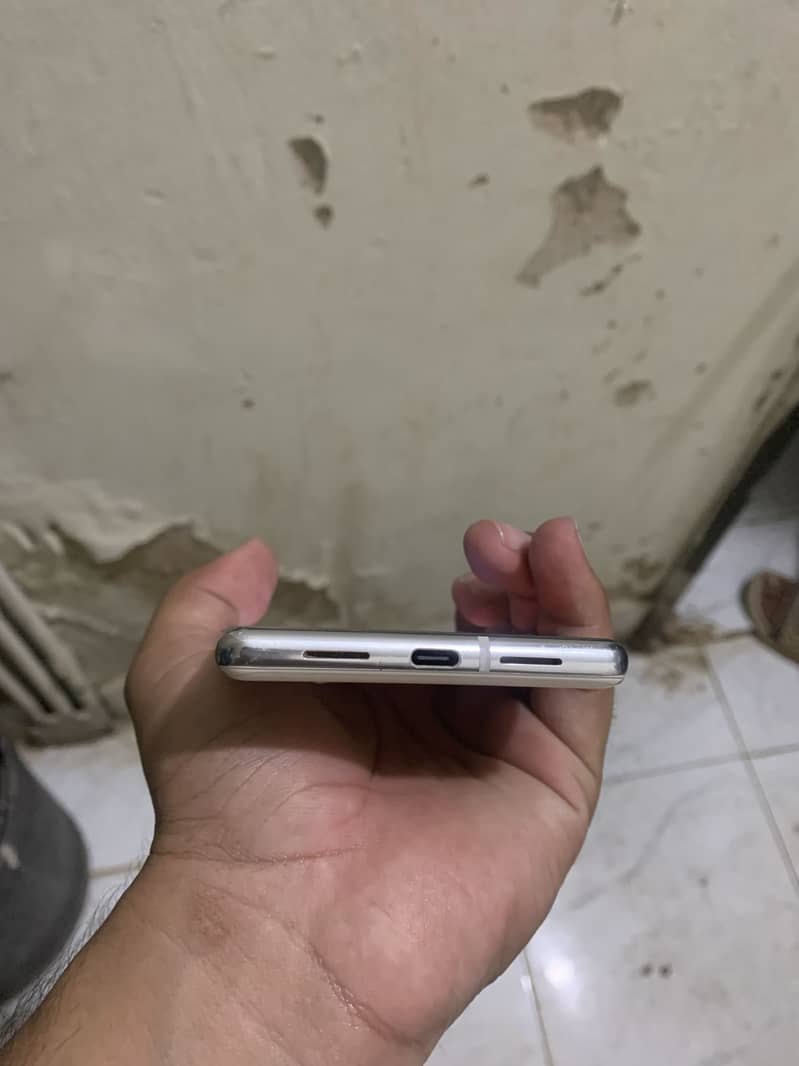 Google Pixel 6 Pro 6