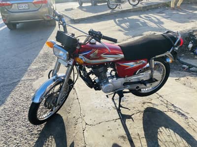 Honda 125 Lahore No 2016 Model