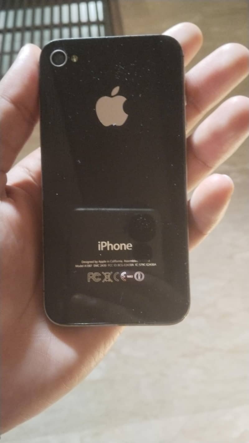 Apple iPhone 4s 5