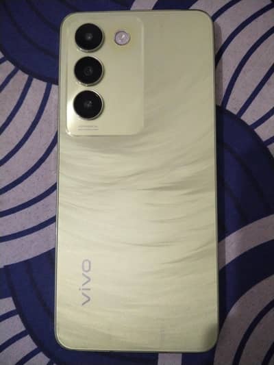 Vivo Y100