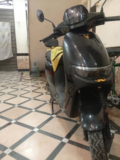Evee mito plus electric scooter