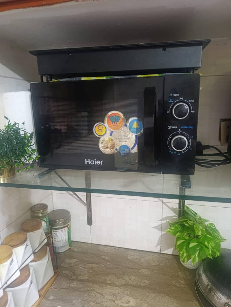 microwave oven 0