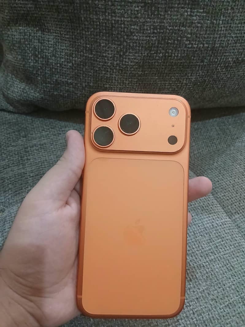 Apple iPhone 17 Pro Max 6