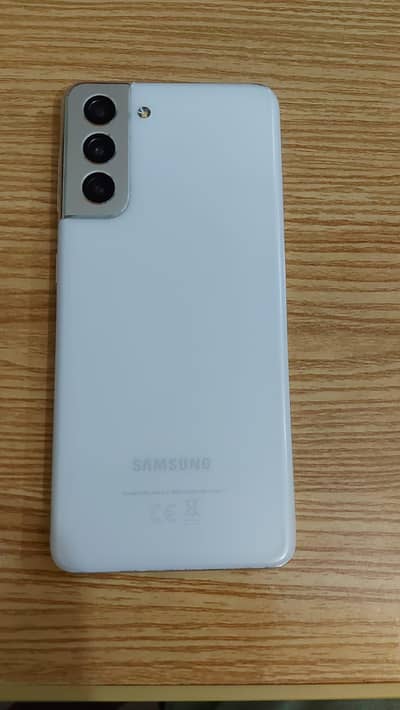 Samsung Mobile S21 with 5G