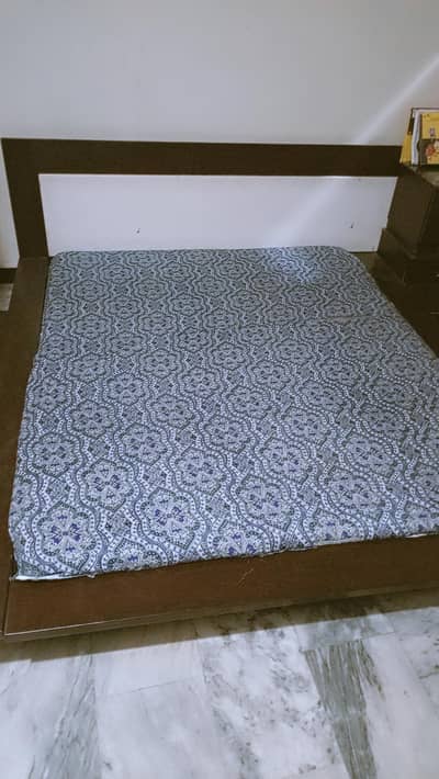 king size bed + mattress