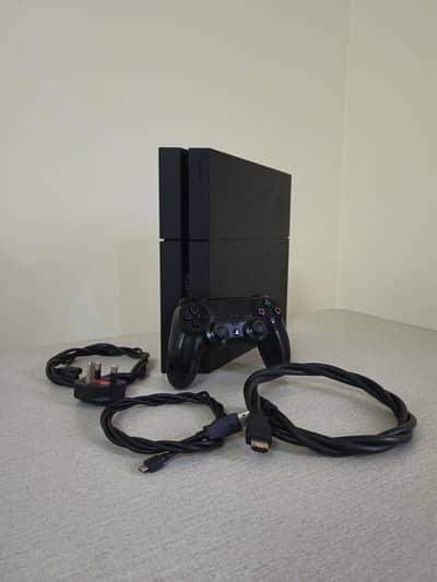 PS4 1200 Series 500GB | original controller + all wires  | Jailbroken