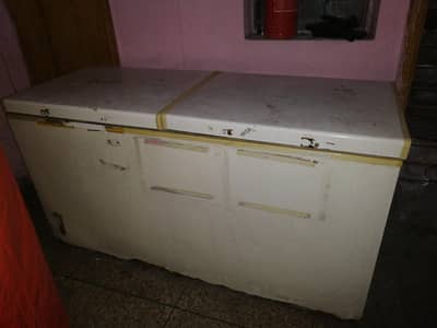 Freezer 1 Room 2 Door