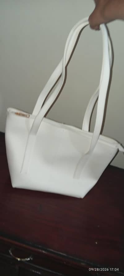 woman purse