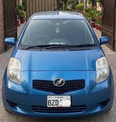 Toyota Vitz 2013