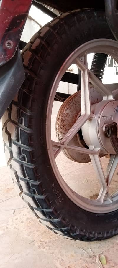 Suzuki GS 150 2017