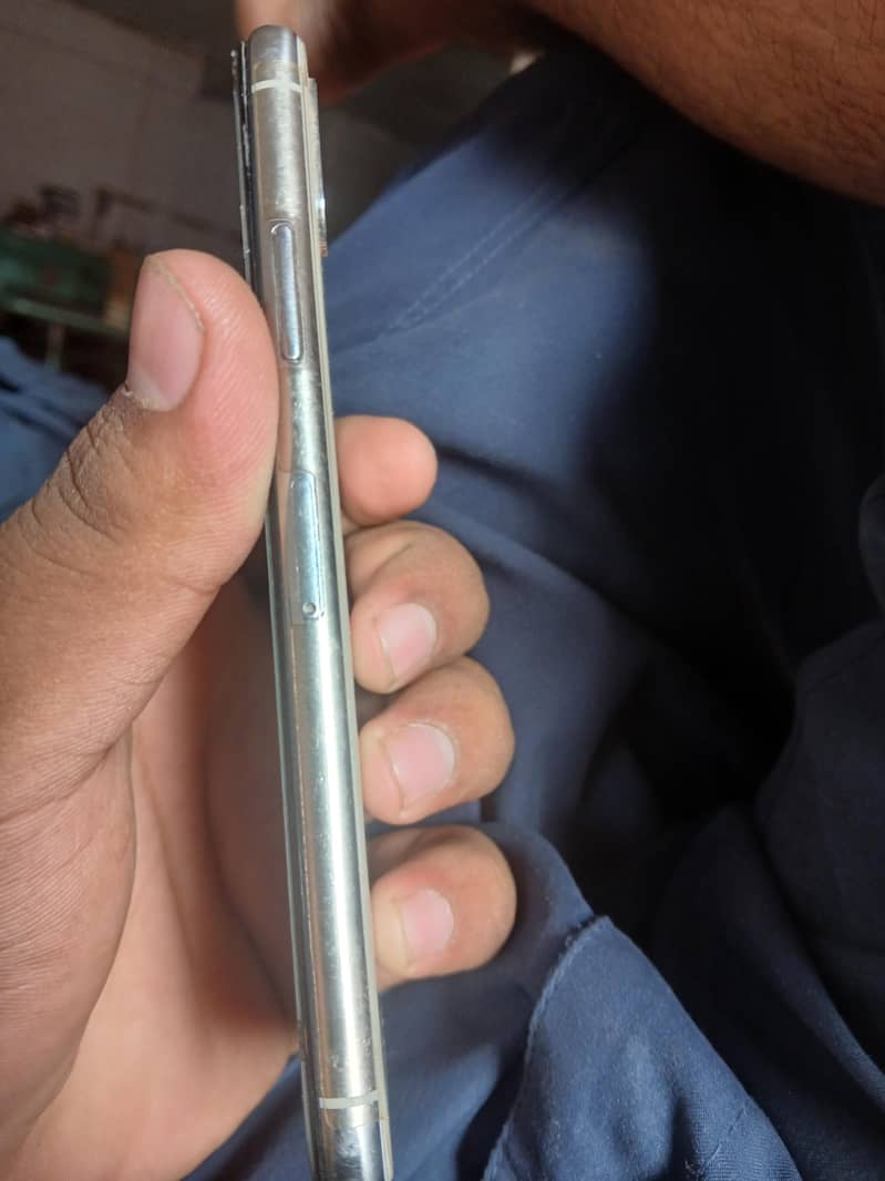 Apple iPhone X 1