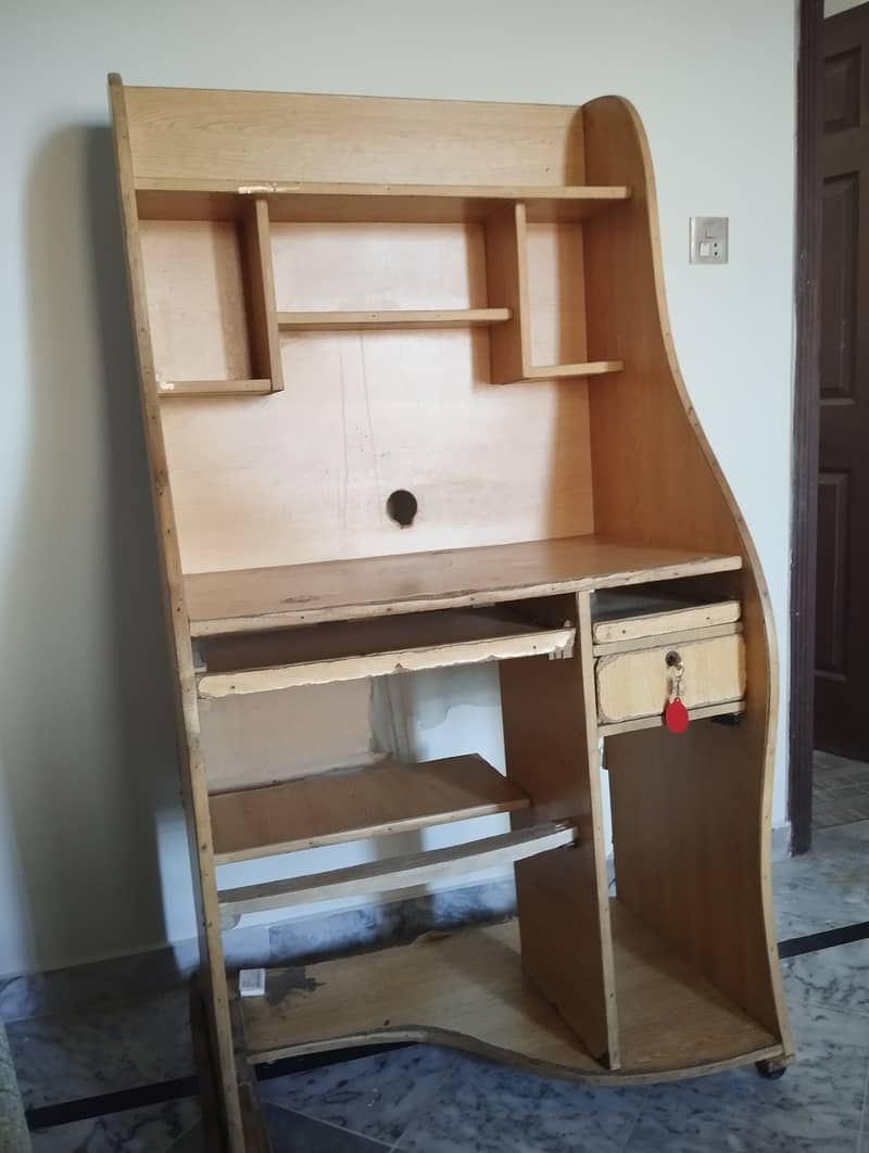 Computer Table 3
