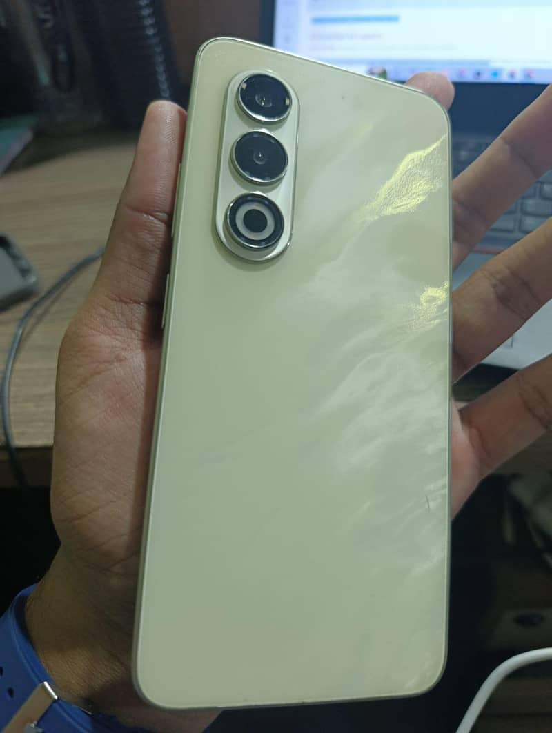 Itel S25 1